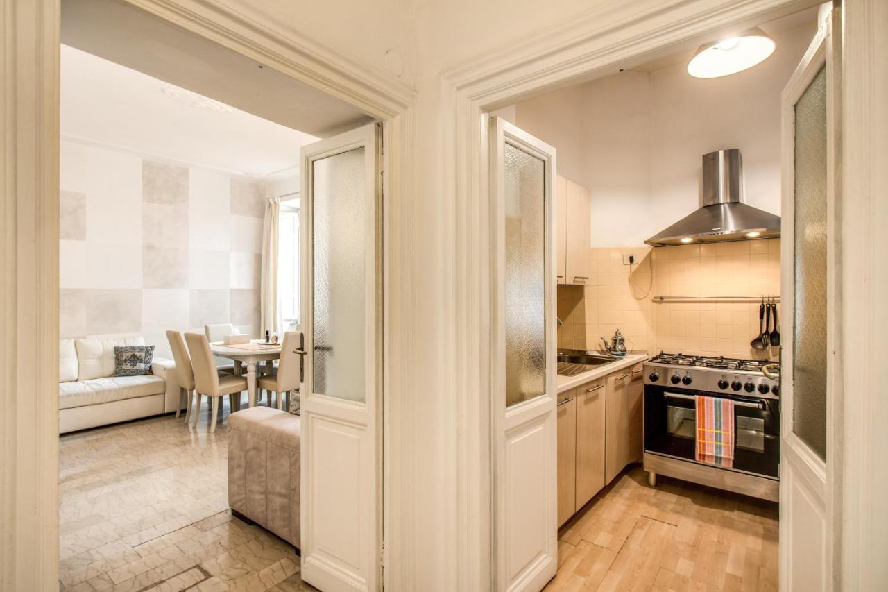 Colonna - Via Del Corso Big Appartement